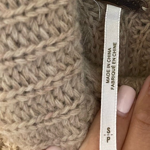 Tan colored Free People Tank-top Sweater. Perfect condition. Size: Small - Picture 4 of 7